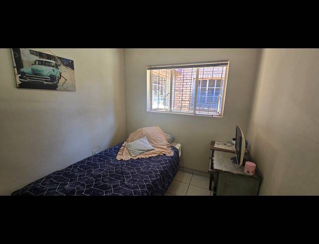 3 BEDROOM FREESTANDING FOR SALE IN CAPRICORN